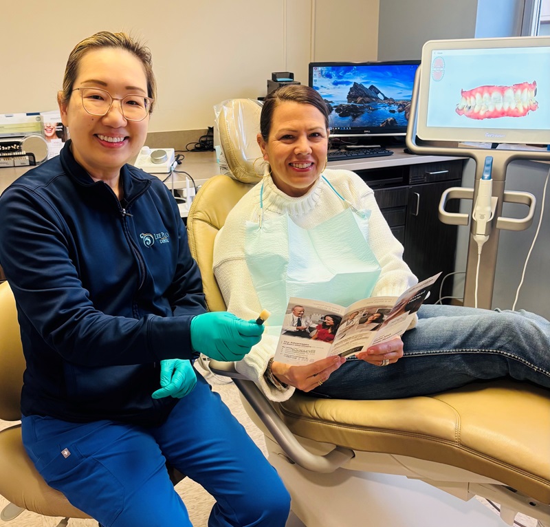 Lee Plaza Dental same day crown dental emergency paitient with dentist